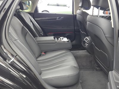 2024 Genesis G80 (RG3) thumbnail 12