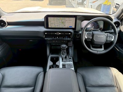 TOYOTA LAND CRUISER 250 - 2