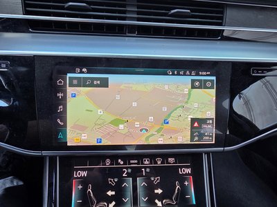 2021 AUDI A8 photo 8