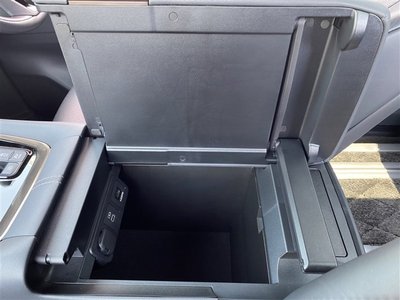 صورة مصغرة 33 لـ 2024 Toyota VELLFIRE