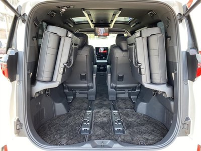 صورة مصغرة 15 لـ 2024 Toyota VELLFIRE