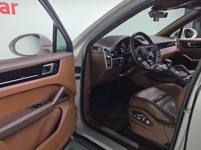 PORSCHE CAYENNE - 10
