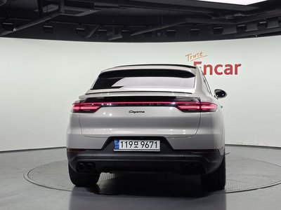 PORSCHE CAYENNE - 4