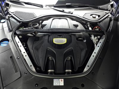 PORSCHE PANAMERA - 7