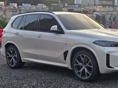 2024 BMW X5 照片 2