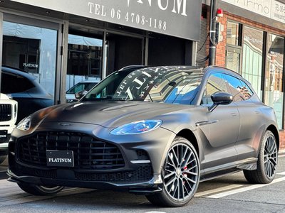 ASTON MARTIN DBX