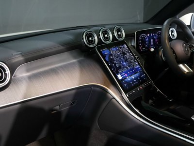 2025 Mercedes-BENZ GLC 缩略图 15