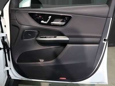 2025 Mercedes-BENZ GLC 缩略图 38