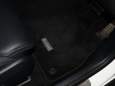 2025 Mercedes-BENZ GLC 缩略图 39