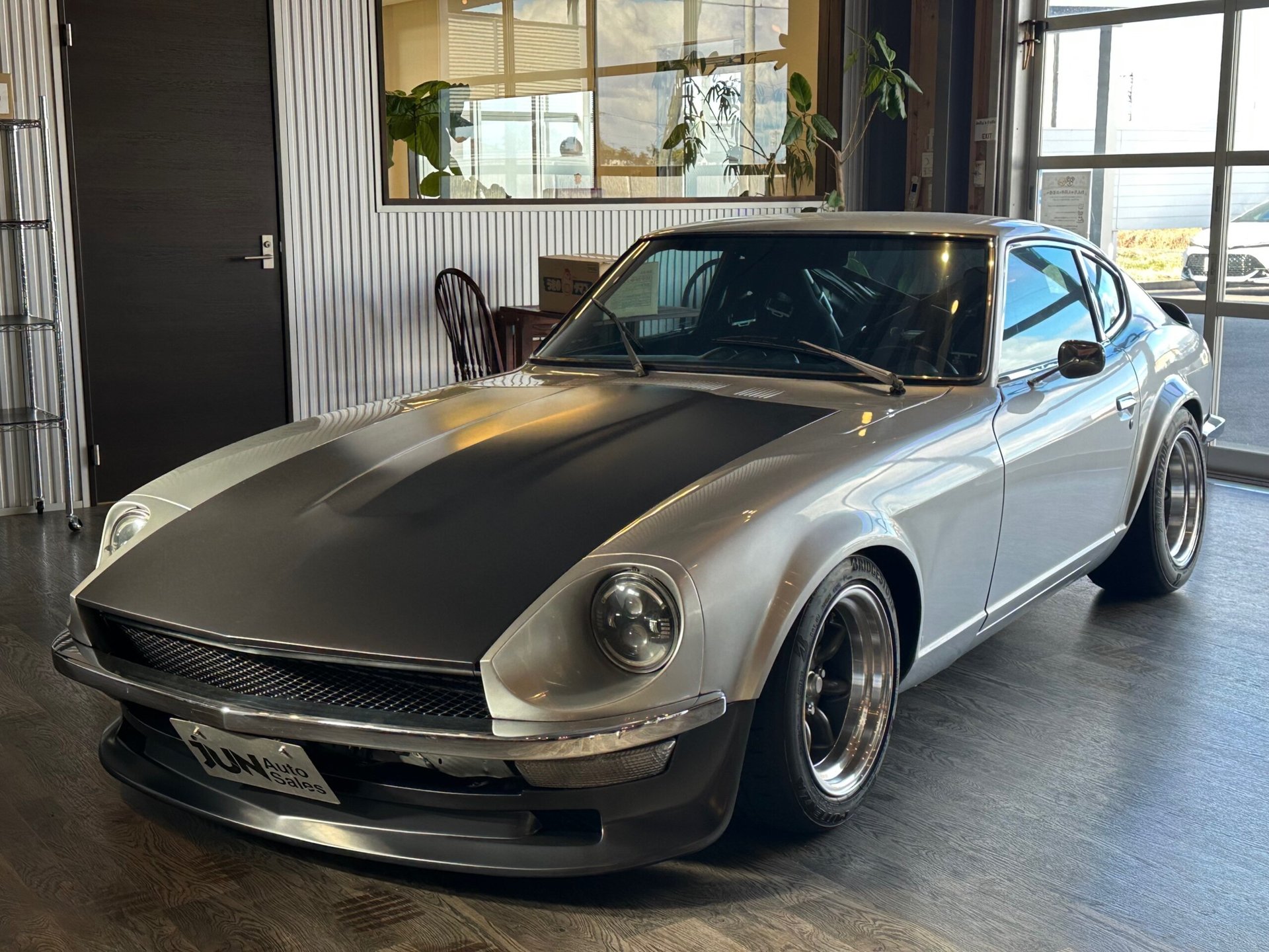 NISSAN FAIRLADY Z - View 1
