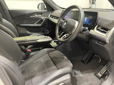 2025 BMW X1 照片 8