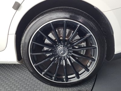 صورة 9 لـ 2021 Mercedes-BENZ GT AMG
