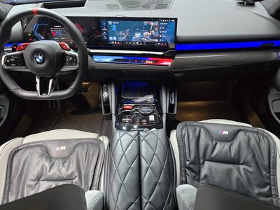 2025 BMW M5 照片 5