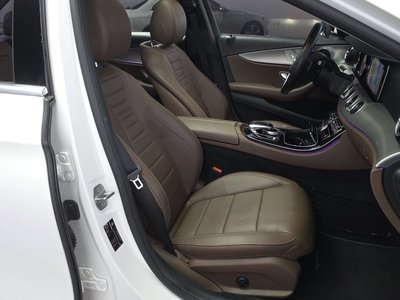 MERCEDES-BENZ E-CLASS - 10