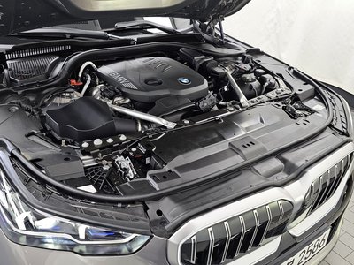 2025 BMW 5 SERIES photo 7