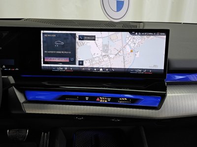 2025 BMW 5 SERIES — миниатюра 14