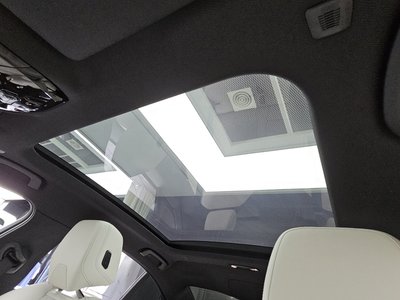 2025 BMW 5 SERIES — миниатюра 18