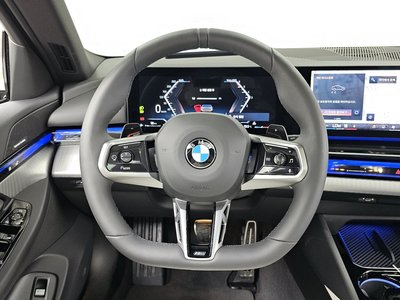 2025 BMW 5 SERIES — миниатюра 13