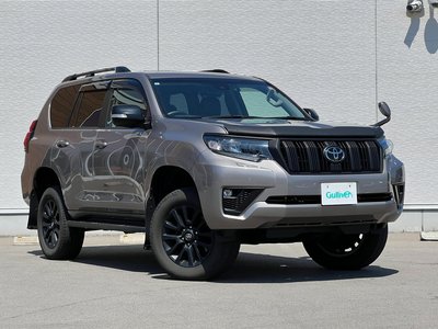 2023 Toyota LAND CRUISER PRADO photo 1