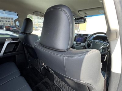 2023 Toyota LAND CRUISER PRADO — миниатюра 32