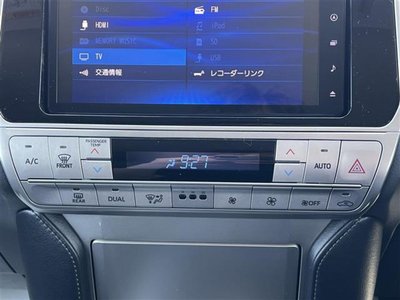2023 Toyota LAND CRUISER PRADO — миниатюра 25