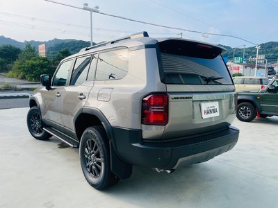 TOYOTA LAND CRUISER 250 - 3