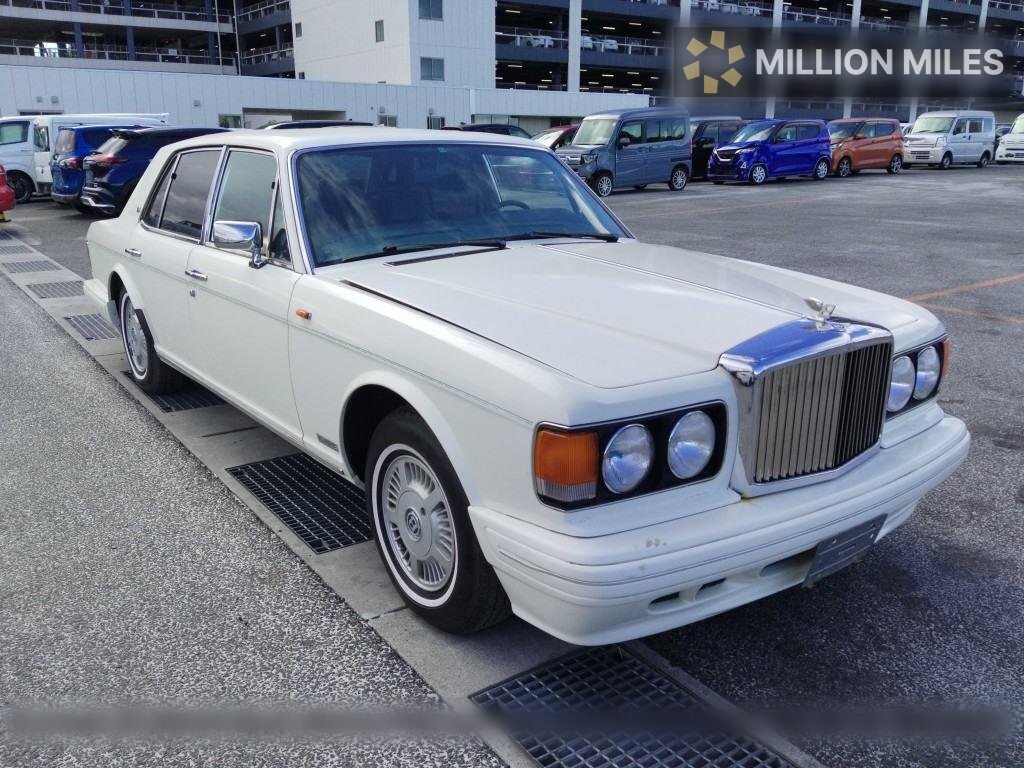 BENTLEY EIGHT - View 1