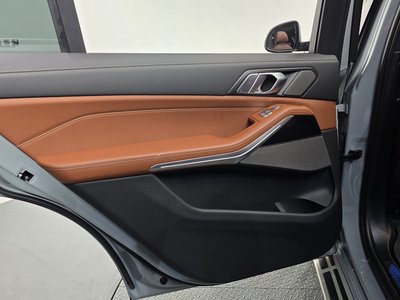 2024 BMW X7 — миниатюра 15