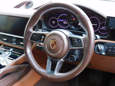 PORSCHE CAYENNE - 4
