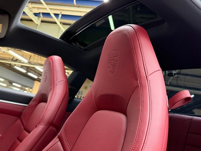 2020 Porsche 911 — миниатюра 12