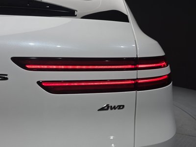 2023 Genesis GV70 — фото 10