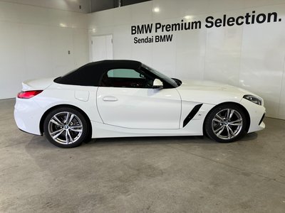 2023 BMW Z4 thumbnail 11