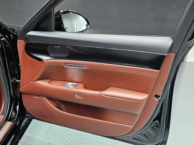 2022 Genesis G90 (RS4) thumbnail 32