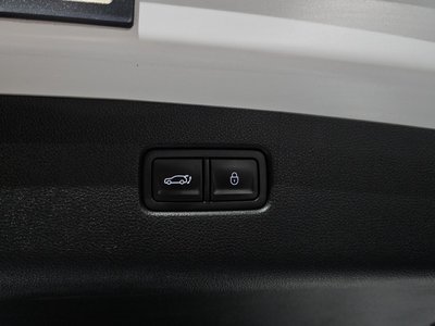 2022 Genesis GV70 thumbnail 26