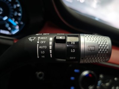 2022 Genesis GV70 thumbnail 30