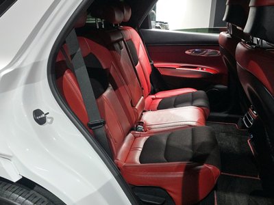 2022 Genesis GV70 thumbnail 17