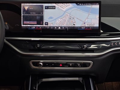 2024 BMW X7 缩略图 19