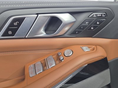 2024 BMW X7 缩略图 14