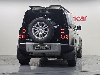 LAND ROVER DEFENDER - 3