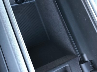 2024 BMW 5 SERIES 缩略图 57