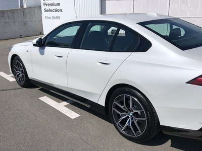 2024 BMW 5 SERIES 缩略图 31