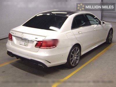 MERCEDES-BENZ E-CLASS - 5