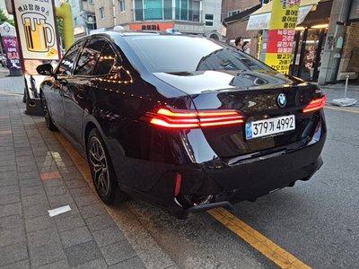 صورة 3 لـ 2025 BMW 5 SERIES