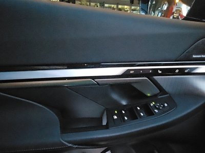 2025 BMW 5 SERIES 缩略图 12