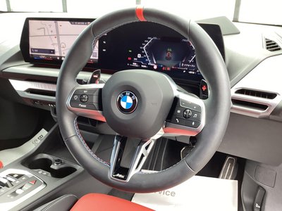 صورة مصغرة 33 لـ 2025 BMW 1 SERIES
