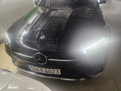 MERCEDES-BENZ E-CLASS - 1