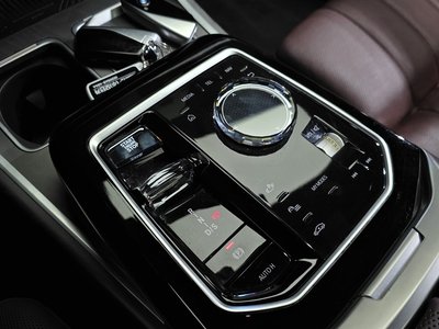 2023 BMW 7 SERIES thumbnail 12