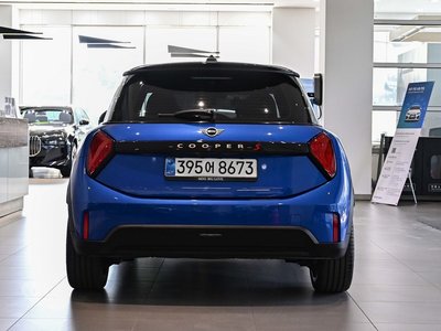 صورة 2 لـ 2025 MINI COOPER S