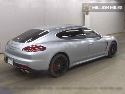 PORSCHE PANAMERA - 5