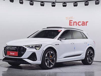 صورة 1 لـ 2023 AUDI E-TRON